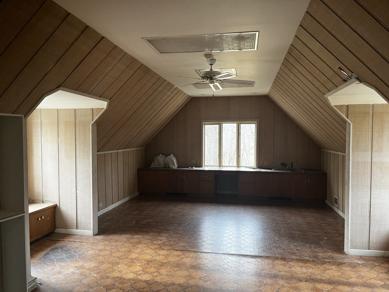 The Barrington Hills Attic Suite — before
