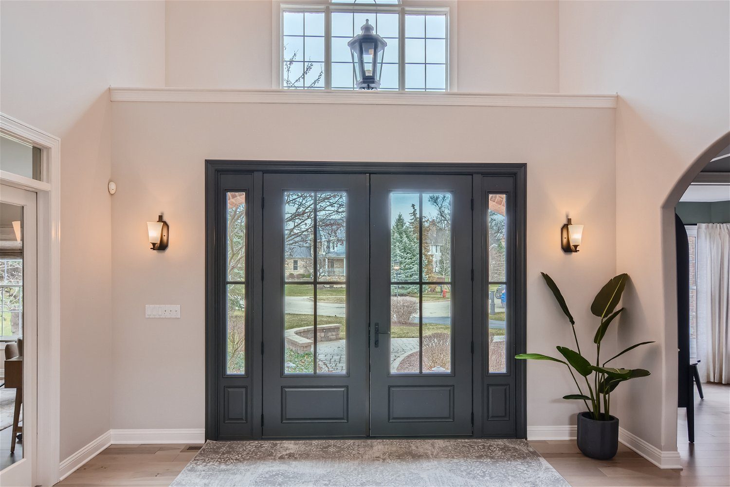 The Lakewood Manor — Foyer