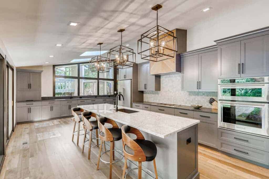 The Lakewood Manor — Breakfast Area