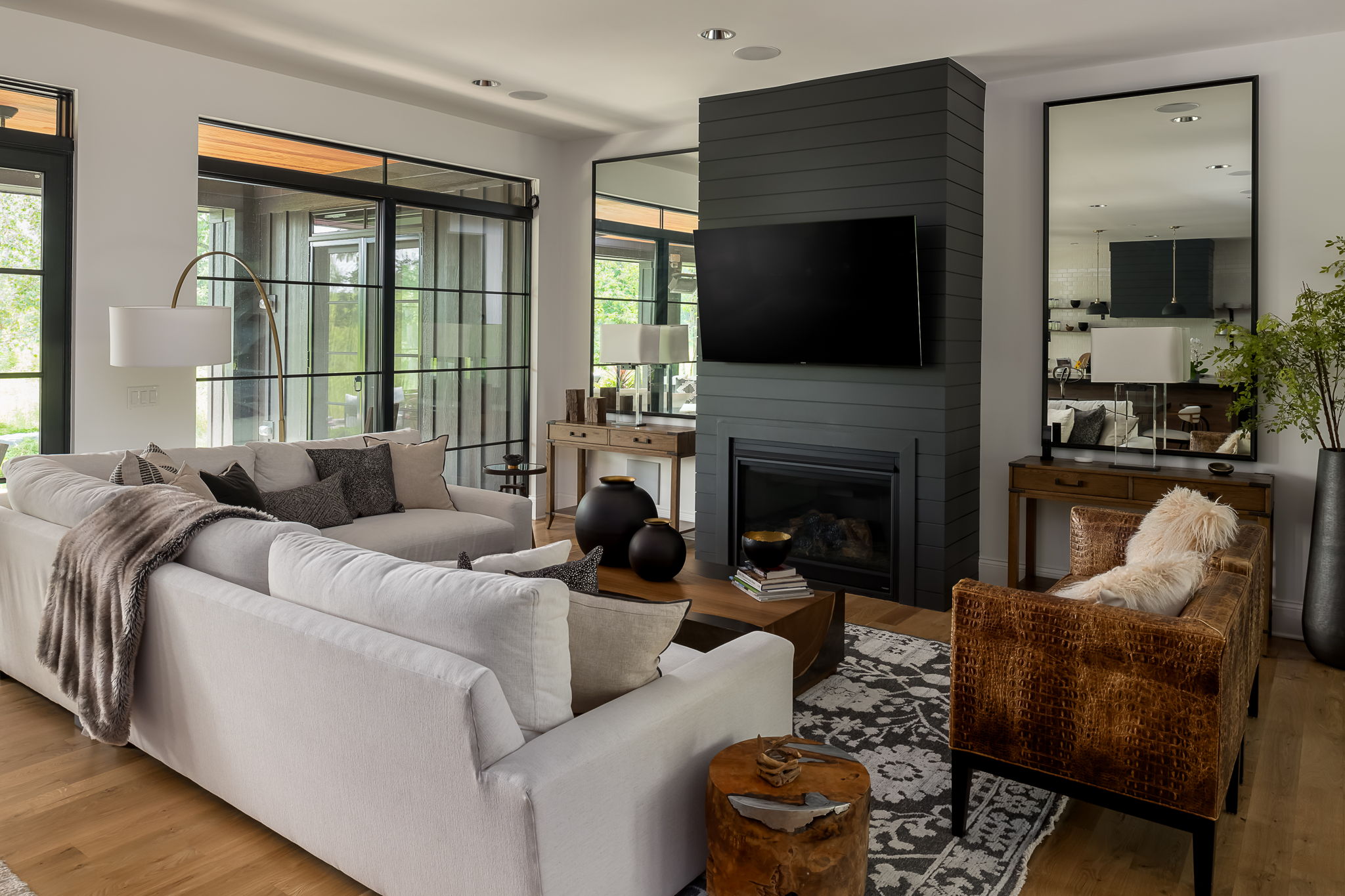 The Lake Bluff Whole-Home — 2nd Floor Loft