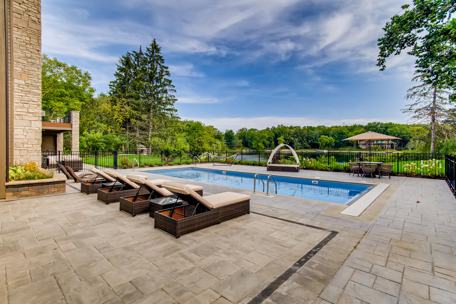 The Chain O'Lakes Lakehouse — Views